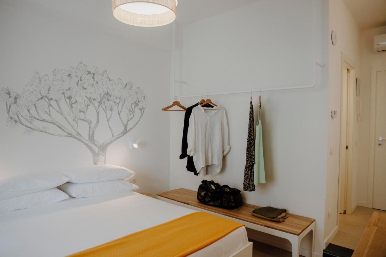 Petrarca17 Guest House A Due Passi Dal Mare Terracina Exterior photo